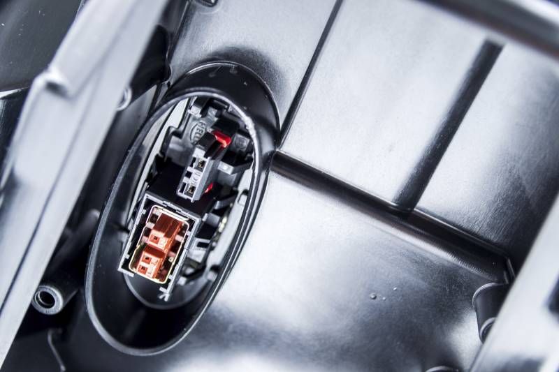 Hella - Hella Headlight Assembly 9044541