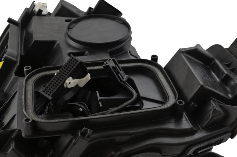 Hella - Hella Headlight Assembly 12076661