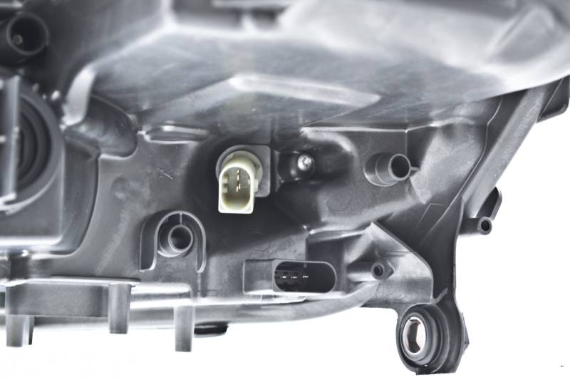 Hella - Hella Headlight Assembly 263036061