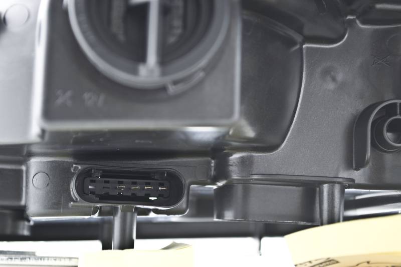 Hella - Hella Headlight Assembly 263064461