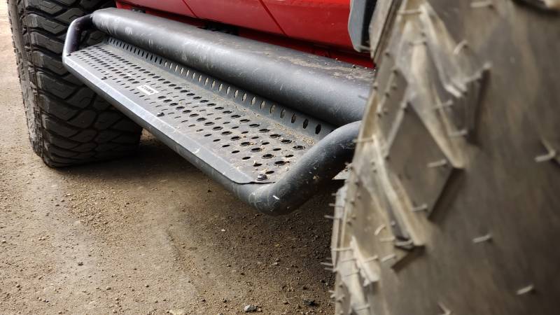 Go Rhino - Go Rhino Dominator Xtreme D1 Side Steps w Mounting Brackets Kit - Textured Black D14425T