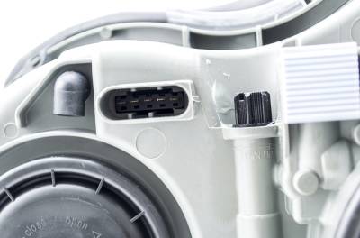 Hella - Hella Headlight Assembly 7988561 - Image 3