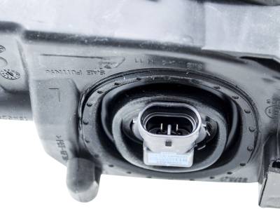 Hella Fog Lamp Assy LH 8275031