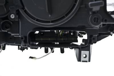 Hella - Hella Headlight Assembly 10131661 - Image 2