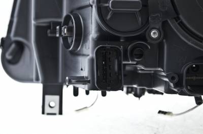 Hella - Hella Headlight Assembly 10131661 - Image 5