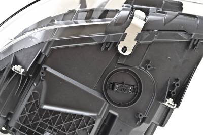 Hella - Hella Headlight Assembly 11072961 - Image 4