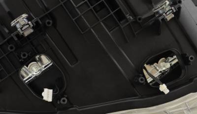 Hella - Hella Headlight Assembly 12103951 - Image 4