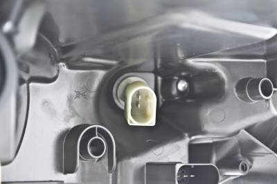 Hella - Hella Headlight Assembly 263036561 - Image 6