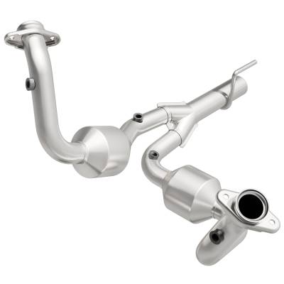 MagnaFlow  - MagnaFlow HM Grade Direct-Fit Catalytic Converter - 23067 - Image 2