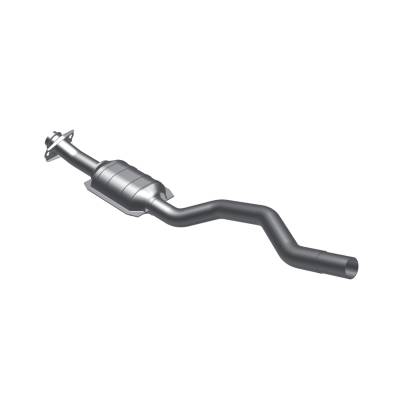MagnaFlow  - MagnaFlow Standard Grade Direct-Fit Catalytic Converter - 23252 - Image 2