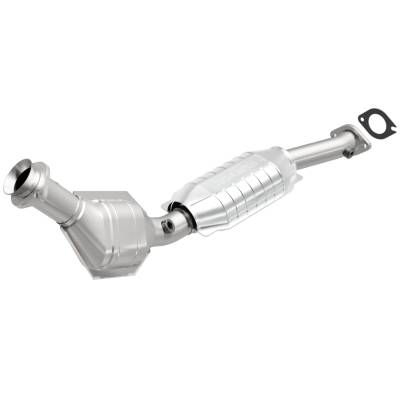MagnaFlow  - MagnaFlow HM Grade Direct-Fit Catalytic Converter - 23327 - Image 2