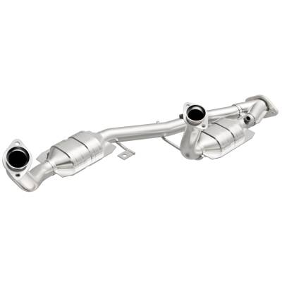 MagnaFlow  - MagnaFlow HM Grade Direct-Fit Catalytic Converter - 23381 - Image 2