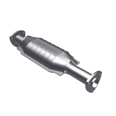 MagnaFlow  - MagnaFlow Standard Grade Direct-Fit Catalytic Converter - 23482 - Image 2