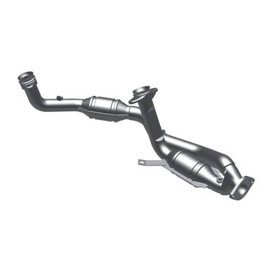 MagnaFlow  - MagnaFlow HM Grade Direct-Fit Catalytic Converter - 23533 - Image 2