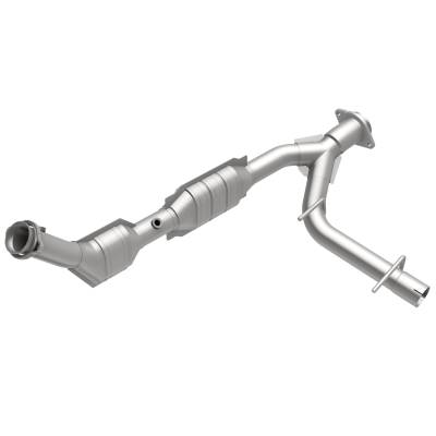 MagnaFlow  - MagnaFlow HM Grade Direct-Fit Catalytic Converter - 24441 - Image 2