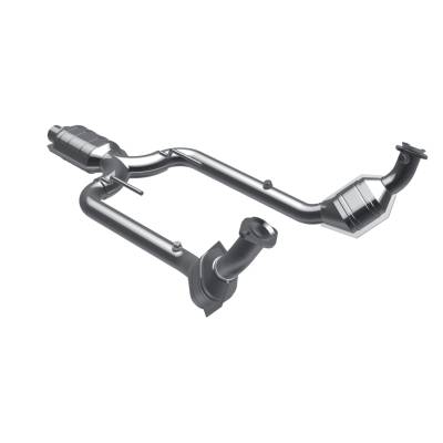 MagnaFlow  - MagnaFlow California Direct-Fit Catalytic Converter - 441111 - Image 2