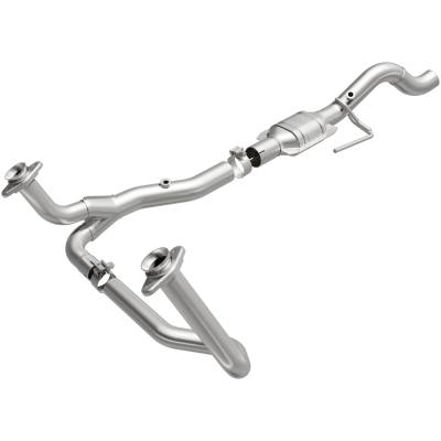 MagnaFlow  - MagnaFlow California Direct-Fit Catalytic Converter - 4451621 - Image 2