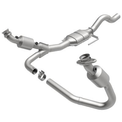 MagnaFlow  - MagnaFlow California Direct-Fit Catalytic Converter - 447241 - Image 2