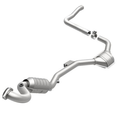 MagnaFlow  - MagnaFlow California Direct-Fit Catalytic Converter - 447264 - Image 2