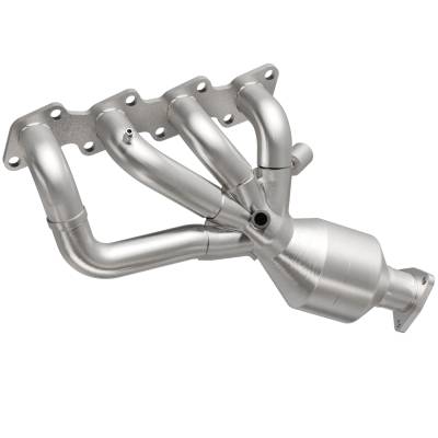 MagnaFlow  - MagnaFlow California Manifold Catalytic Converter - 452028 - Image 2