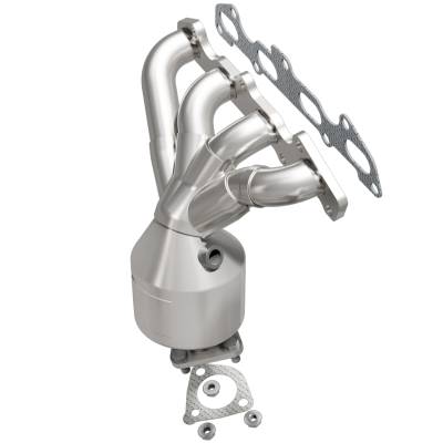 MagnaFlow  - MagnaFlow California Manifold Catalytic Converter - 452040 - Image 2