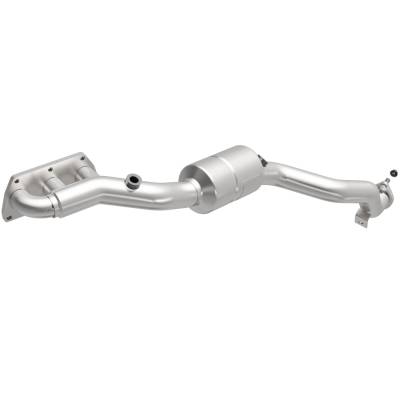 MagnaFlow  - MagnaFlow California Manifold Catalytic Converter - 452793 - Image 2