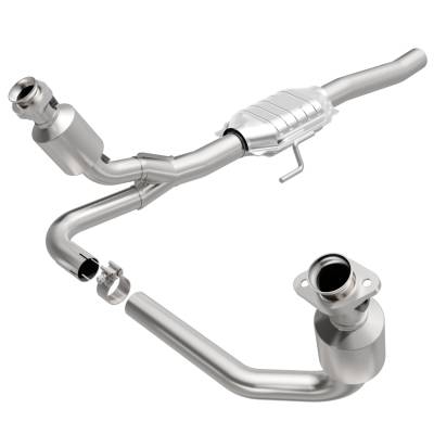 MagnaFlow  - MagnaFlow California Direct-Fit Catalytic Converter - 458043 - Image 2