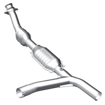 MagnaFlow  - MagnaFlow OEM Grade Direct-Fit Catalytic Converter - 49426 - Image 2