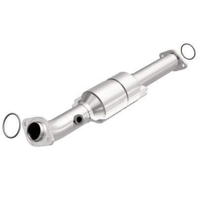 MagnaFlow  - MagnaFlow OEM Grade Direct-Fit Catalytic Converter - 49702 - Image 2