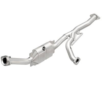 MagnaFlow  - MagnaFlow OEM Grade Direct-Fit Catalytic Converter - 49678 - Image 2