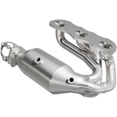 MagnaFlow  - MagnaFlow OEM Grade Manifold Catalytic Converter - 52390 - Image 2