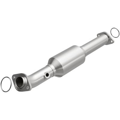 MagnaFlow  - MagnaFlow California Direct-Fit Catalytic Converter - 5592661 - Image 2