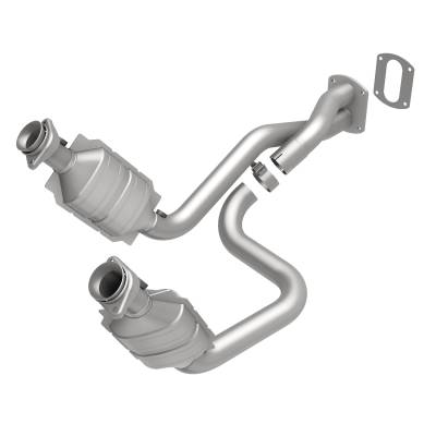 MagnaFlow  - MagnaFlow HM Grade Direct-Fit Catalytic Converter - 93103 - Image 2