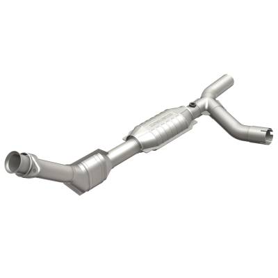 MagnaFlow  - MagnaFlow HM Grade Direct-Fit Catalytic Converter - 93151 - Image 2