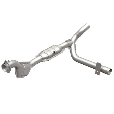 MagnaFlow  - MagnaFlow HM Grade Direct-Fit Catalytic Converter - 93629 - Image 2