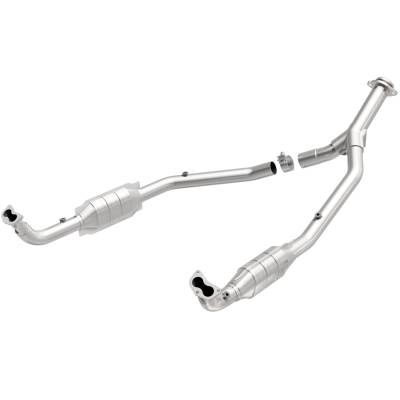 MagnaFlow  - MagnaFlow Standard Grade Direct-Fit Catalytic Converter - 93696 - Image 2
